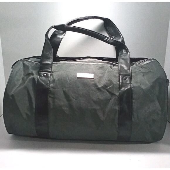 Calvin Klein Overnight Travel Duffle Bag Carry-on Black 18" - Picture 1 of 5